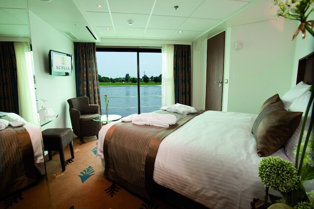 クロスゲーツ ホテルシップ メディエンハーフェン - デュッセルドルフ