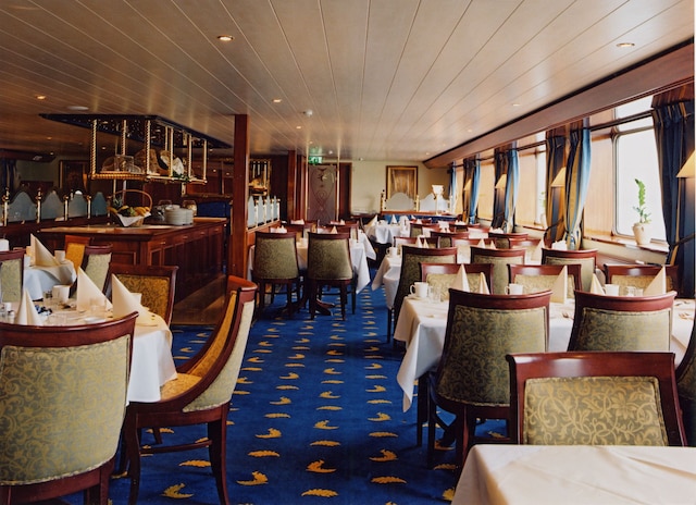 クロスゲーツ ホテルシップ メディエンハーフェン - デュッセルドルフ