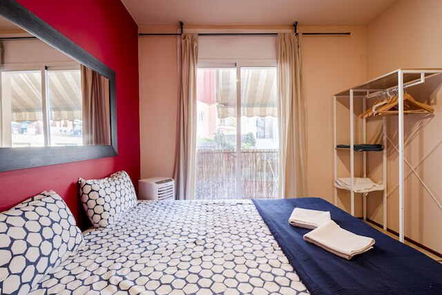 快適なベッドルーム 3 室のアパートメント、プライス エスパーナとサンツ ステーションの近く