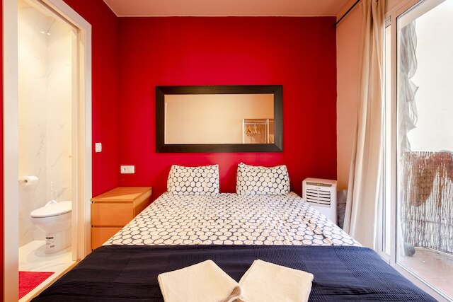 快適なベッドルーム 3 室のアパートメント、プライス エスパーナとサンツ ステーションの近く