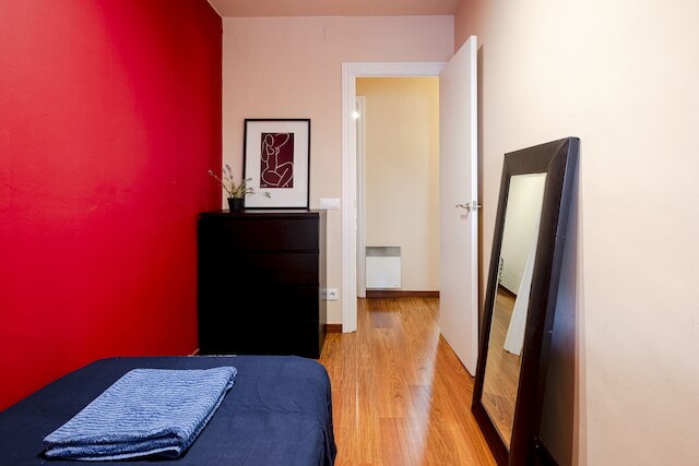 快適なベッドルーム 3 室のアパートメント、プライス エスパーナとサンツ ステーションの近く