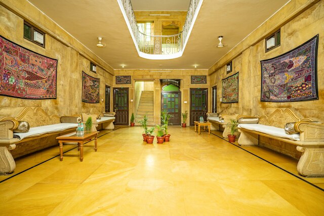 ホテル マリーナ マハール