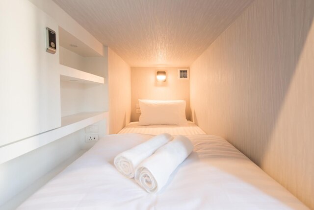 ラフ ホテル アリー