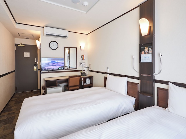 東横 INN 大阪本町 2