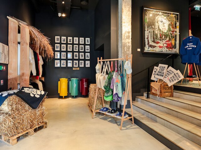 モブ ホテル パリ レ ピュス