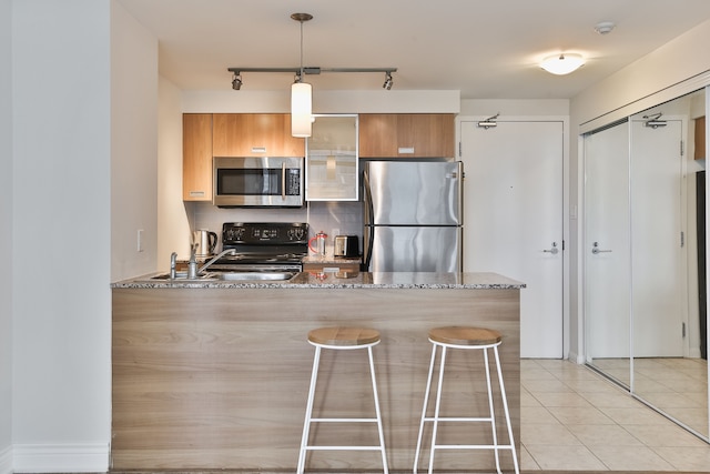 ベイ ストリートの明るいサブ ペントハウス