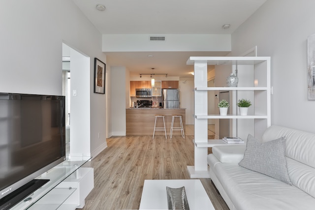 ベイ ストリートの明るいサブ ペントハウス