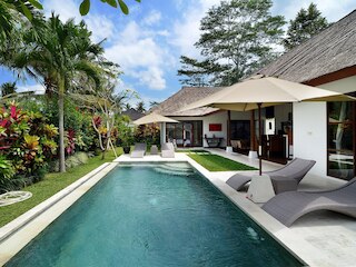 ヴィラ チャンディ ケチル ティガ バイ ヴィラ ファインダー