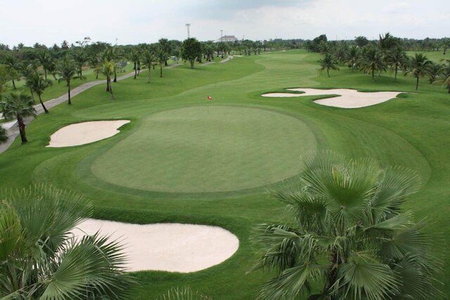 スワン ゴルフ アンド カントリー クラブ