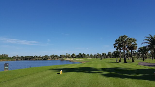 スワン ゴルフ アンド カントリー クラブ