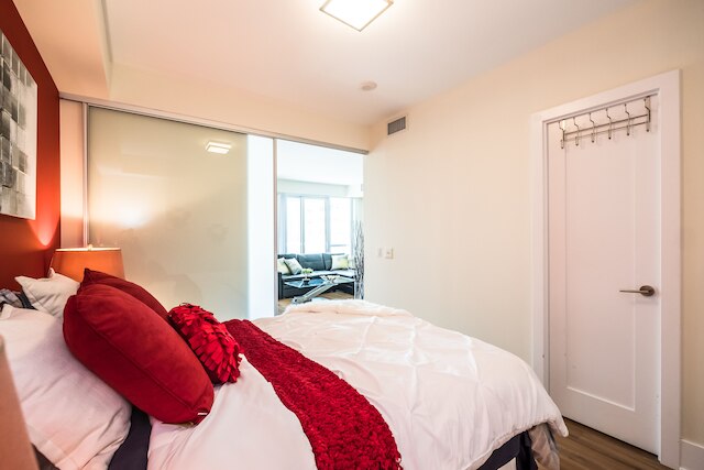 クイックステイ - ラグジュリアス ダウンタウン コンド