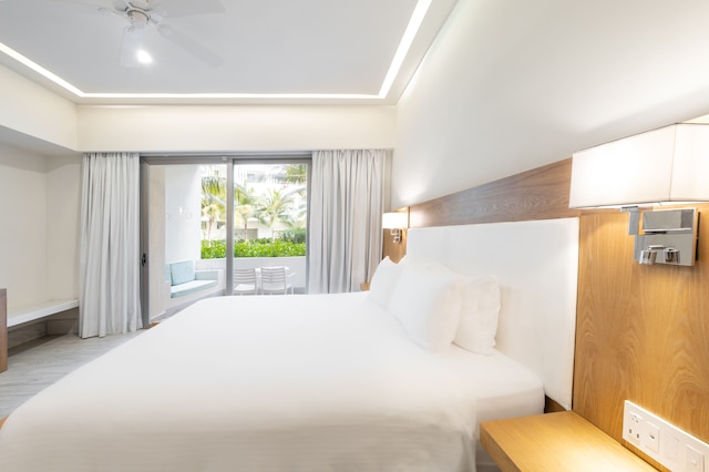 イズラ ビーチ フロント ホテル