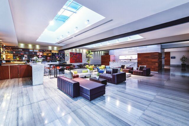 クリスタル グランド スイーツ インスルヘンテス