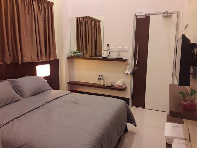 デ ベンツ イン