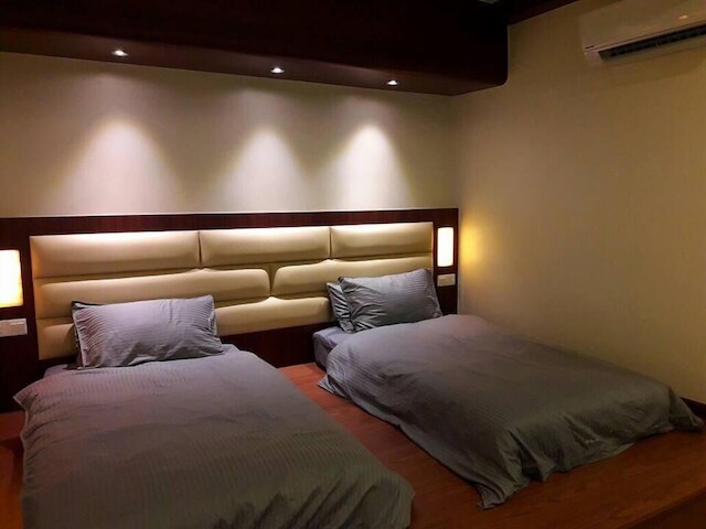 デ ベンツ イン