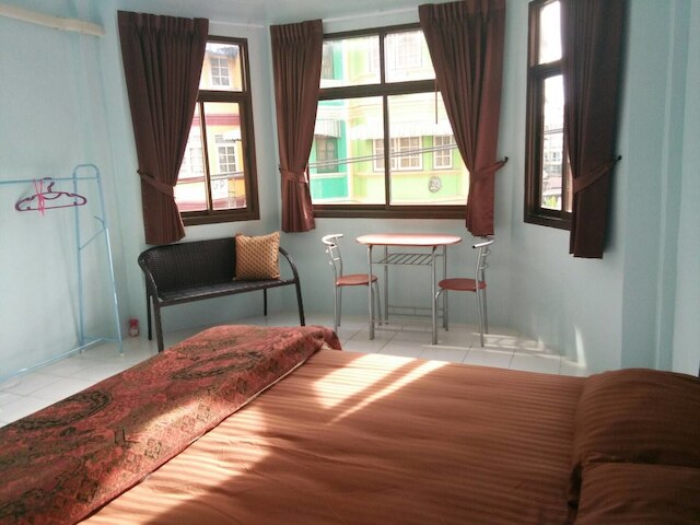 A & P ハウス チャランサニットウォン