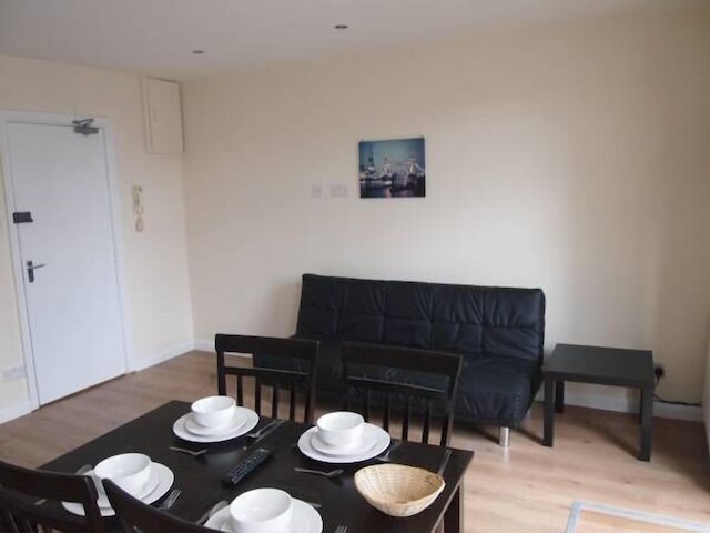 マーブル アーチ フラット