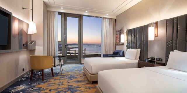 ヒルトン イスタンブール バクルキョイ