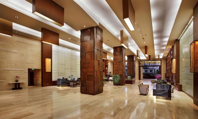 三亜フェニックス ウォーターサイド グロリア リゾート (三亚凤凰水城凯莱度假酒店)