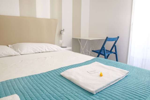 B&B ウニベルシタ