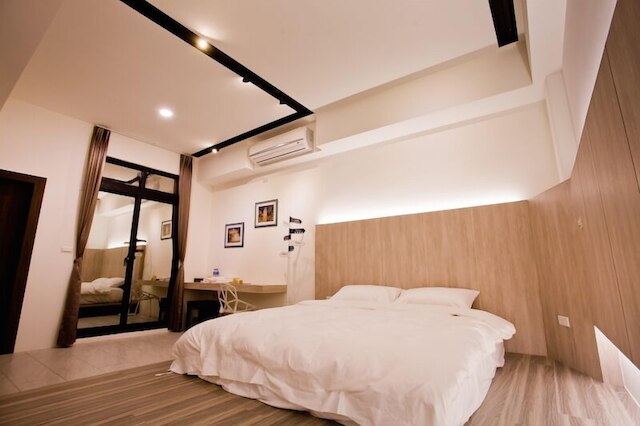 マンマン B アンド B (慢漫設計民宿本館)