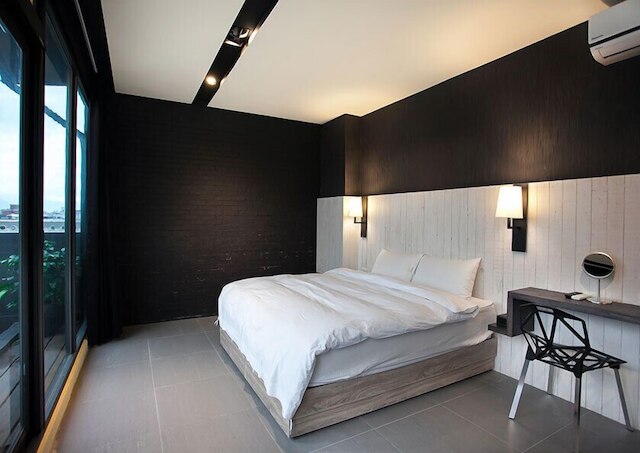 マンマン B アンド B (慢漫設計民宿本館)