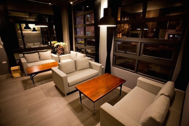 マンマン B アンド B (慢漫設計民宿本館)