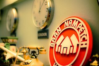 バーン ナムペッチ ホステル