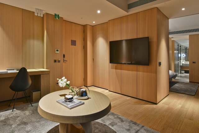 シルクス クラブ (然一酒店)