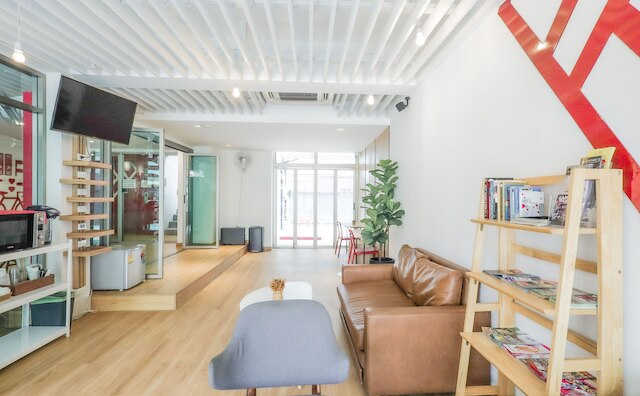 ALEXAニマン - ホステル