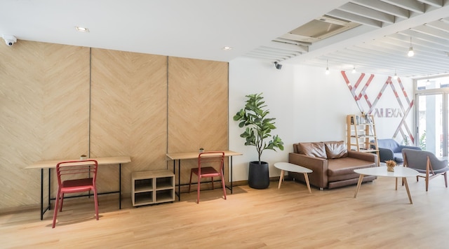 ALEXAニマン - ホステル