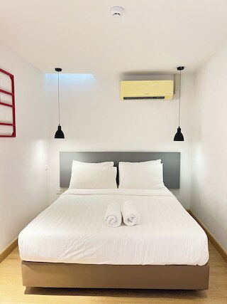 ALEXAニマン - ホステル