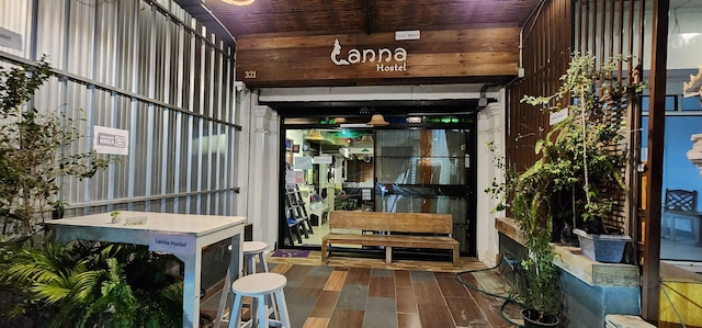 ランナ ホステル