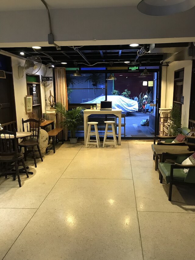 ランナ ホステル