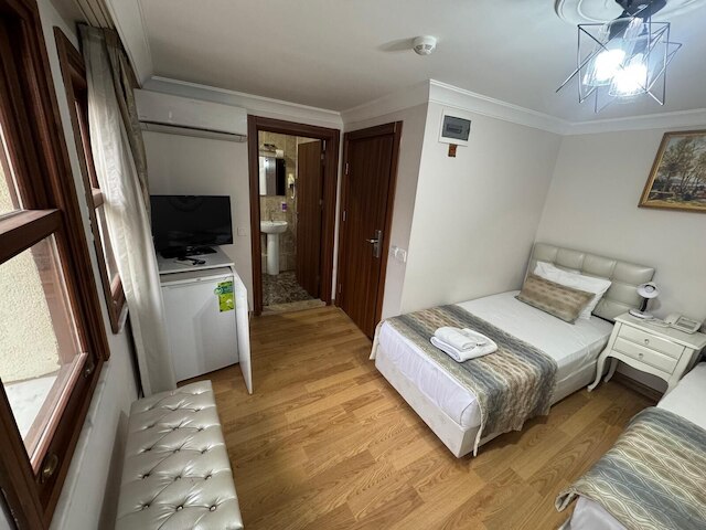 ロザリー パレス ホテル