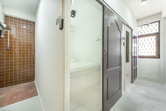 スロース ホステル