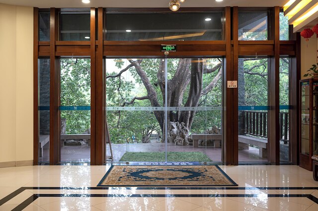 桂林クリスタル クレセント ムーン ホテル