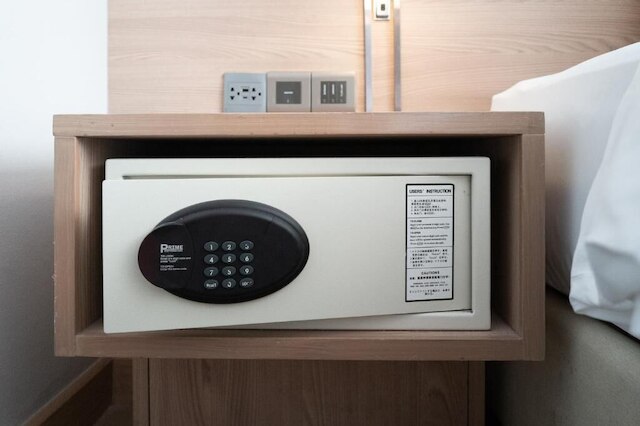 クリッタイ レジデンス