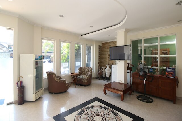 ホテル ヴァラ マリオボロ ジョグジャカルタ