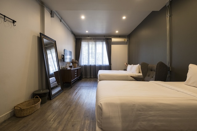 アイアン 32 ホテル