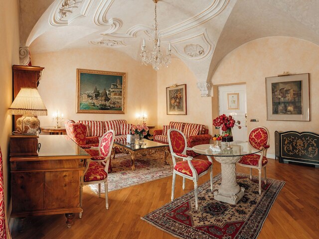 アルケミスト グランド ホテル & スパ