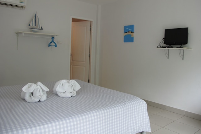 チャーリーズ バンガロー