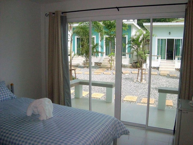 チャーリーズ バンガロー