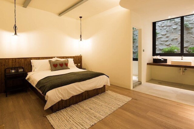 ハク ビーチ デイズ イン (南湾。白旅居)