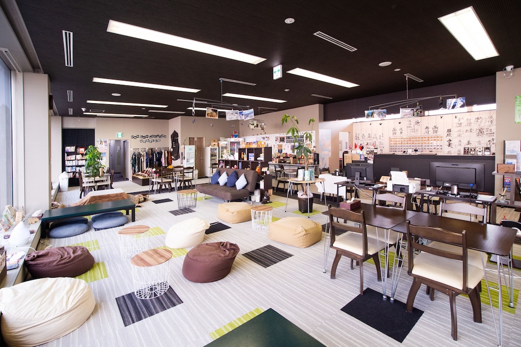 1.カプセルホテル函館