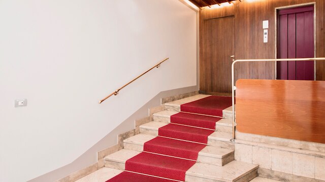 アイエッロ ルームズ