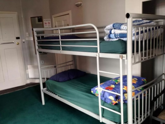 スタッフォード ゲーブルズ ホステル