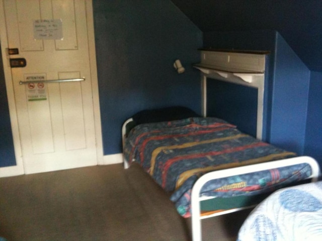 スタッフォード ゲーブルズ ホステル