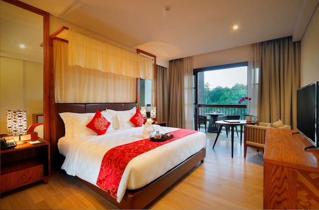 ロイヤル チューリップ スプリングヒル リゾート  ジンバラン