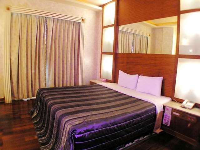 チャンシン ビジネス モーテル (長榮興商務汽車旅館 (台南館))